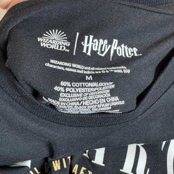 NWT Womens Hogwarts Wizarding World T Shirt Medium Harry Potter Black Potion - Picture 3 of 6